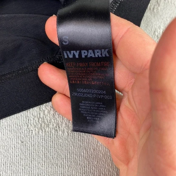 IVY PARK Logo Sports bra - Picture 5 of 6